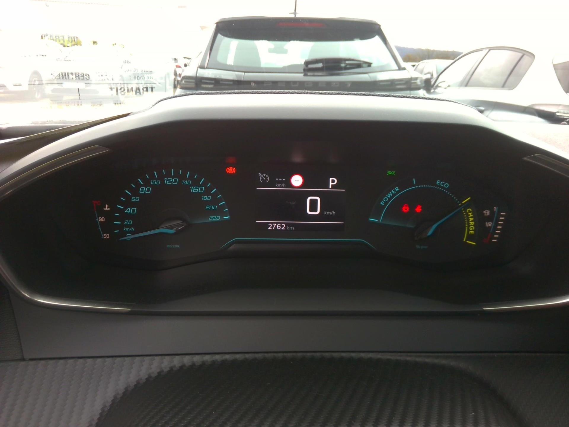 Peugeot 2008 Hybrid 145 ch e-DCS6 Style 2025