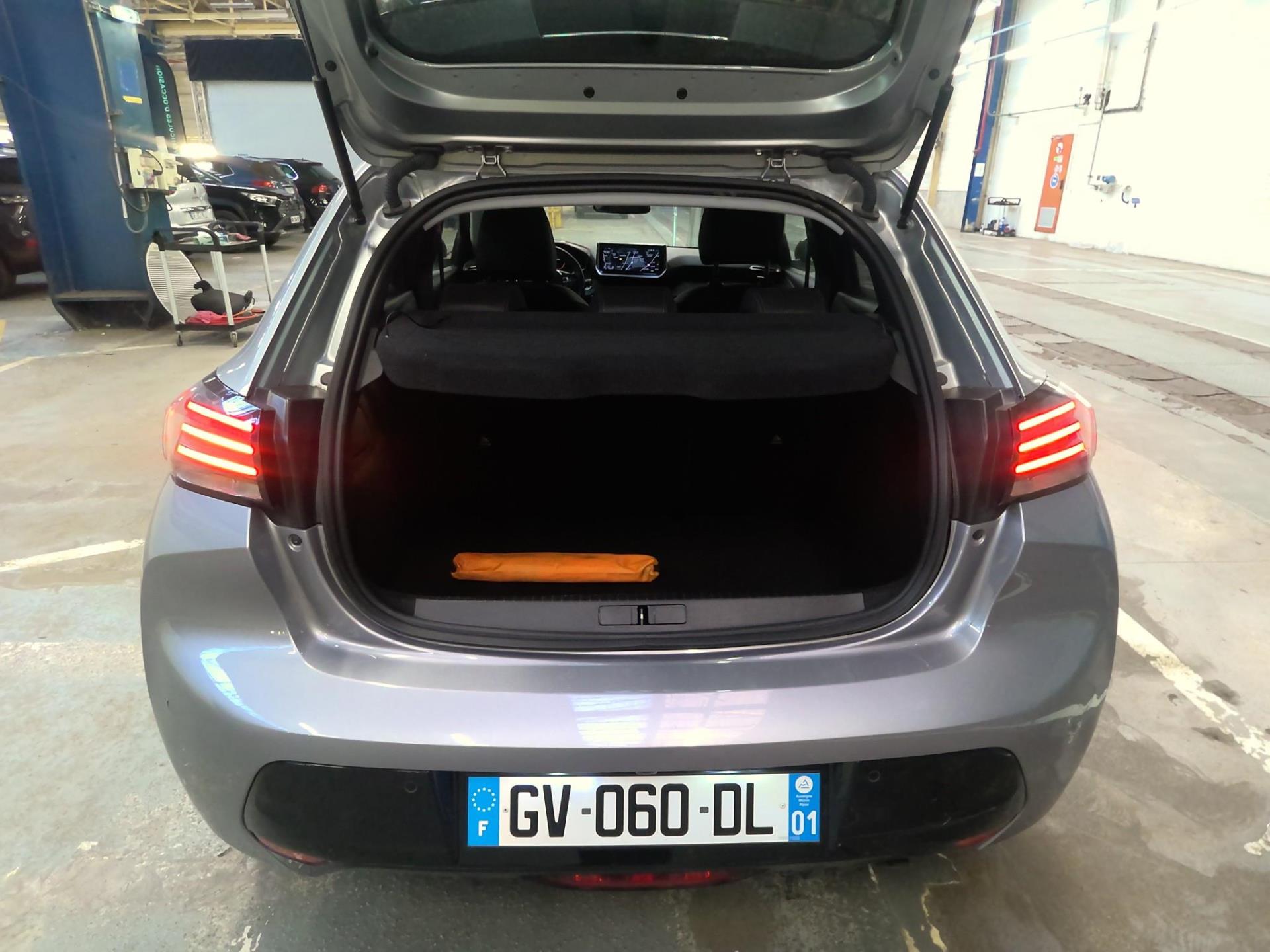 Peugeot 208 PureTech 100 S&S BVM6 Allure 2024