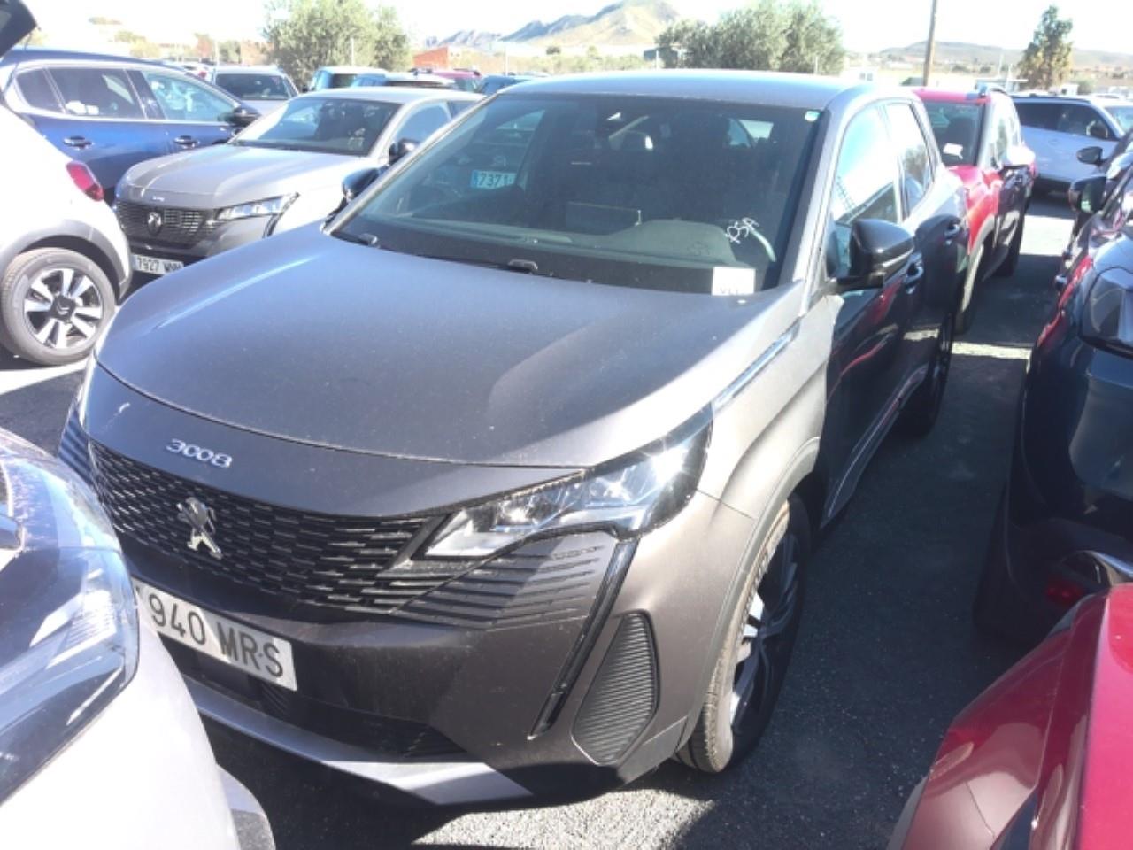 Foto Peugeot 3008 Hybrid 2