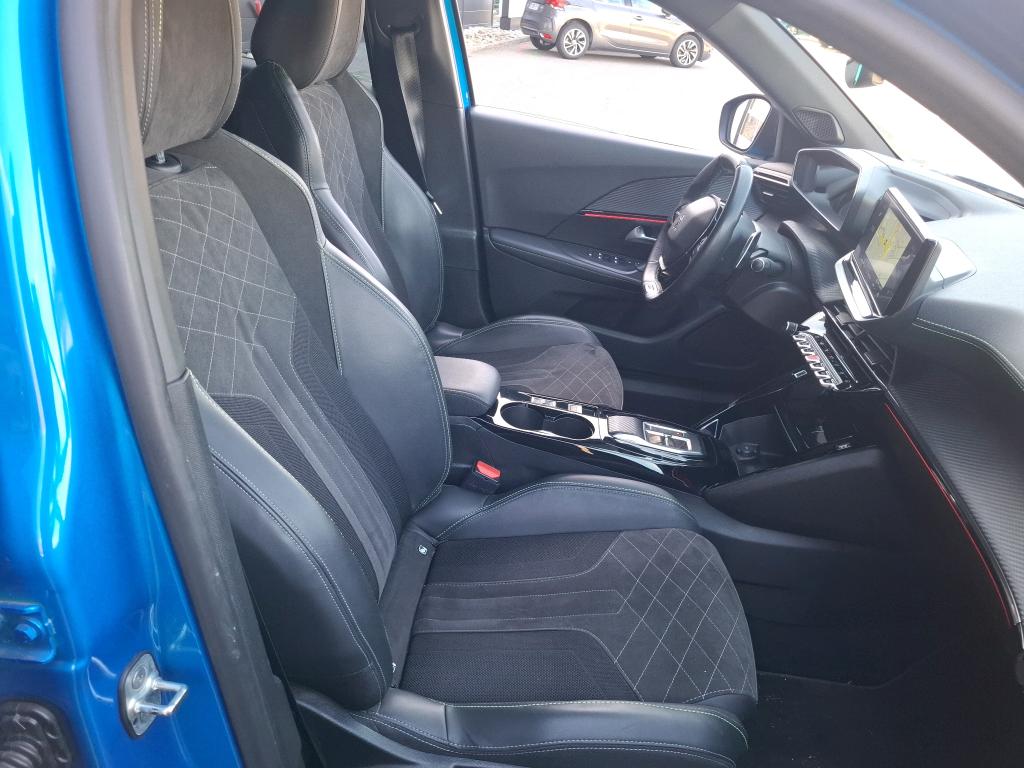 Peugeot 2008 BlueHDi 130 S&S EAT8 GT Pack 2022