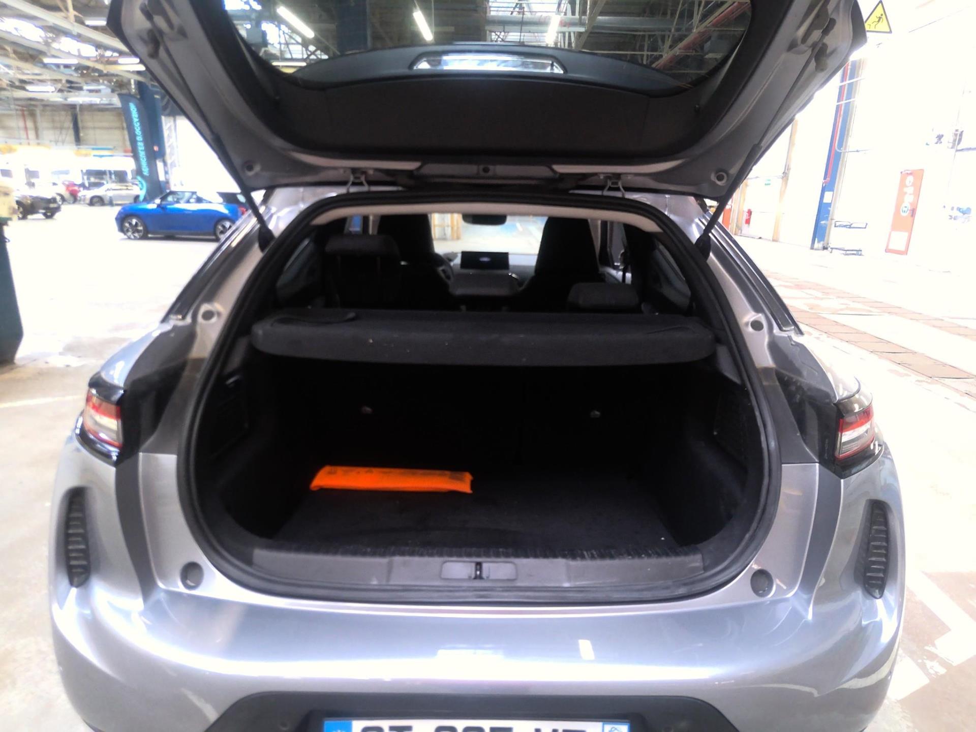 DS DS 3 PureTech 130 EAT8 Performance Line 2024