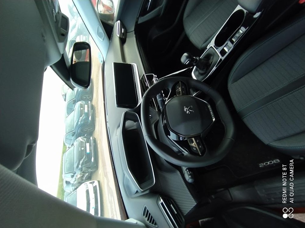 Foto Peugeot 2008 11