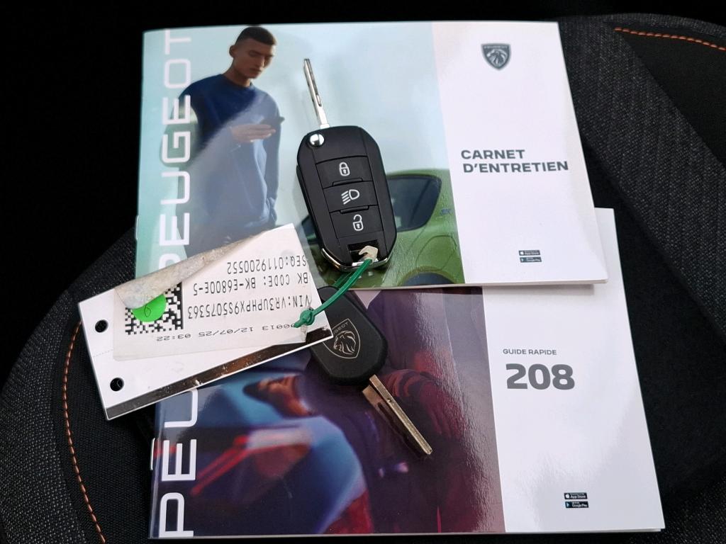 Peugeot 208 Hybrid 110 ch e-DCS6 Style 2025