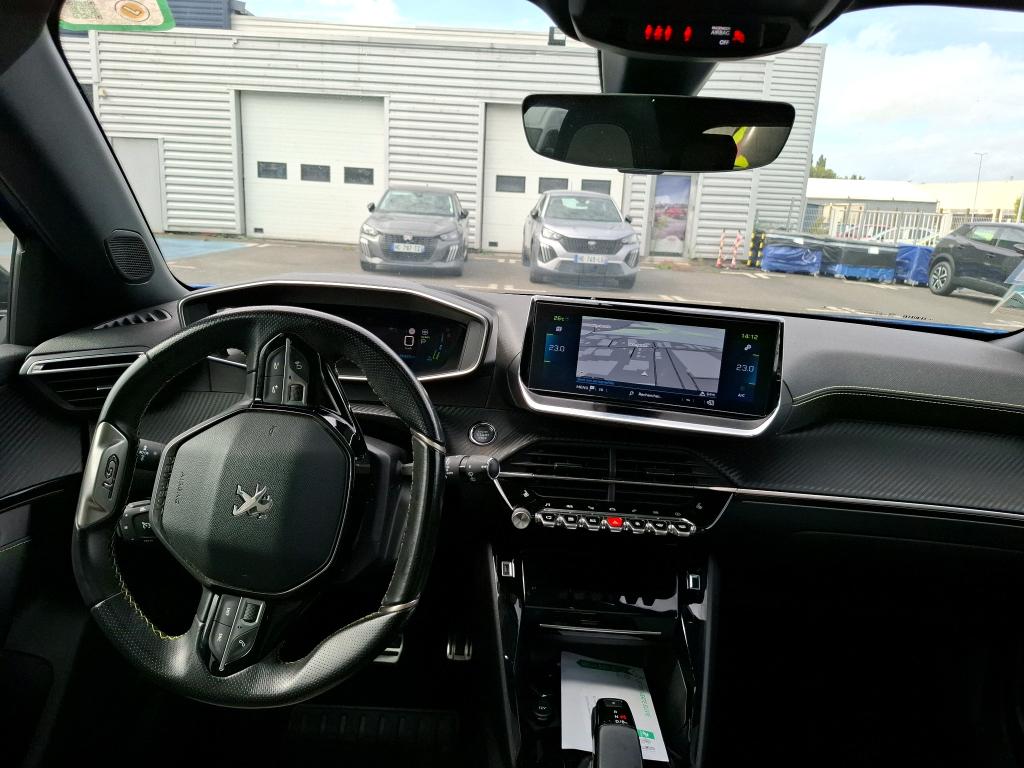 Peugeot 2008 Moteur électrique 136 ch GT 2020