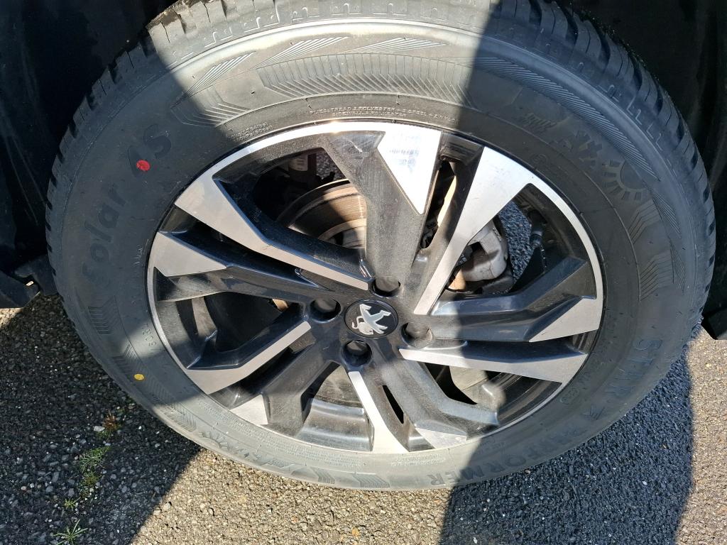 Peugeot 2008 PureTech 130 S&S EAT8 Allure Pack 2023