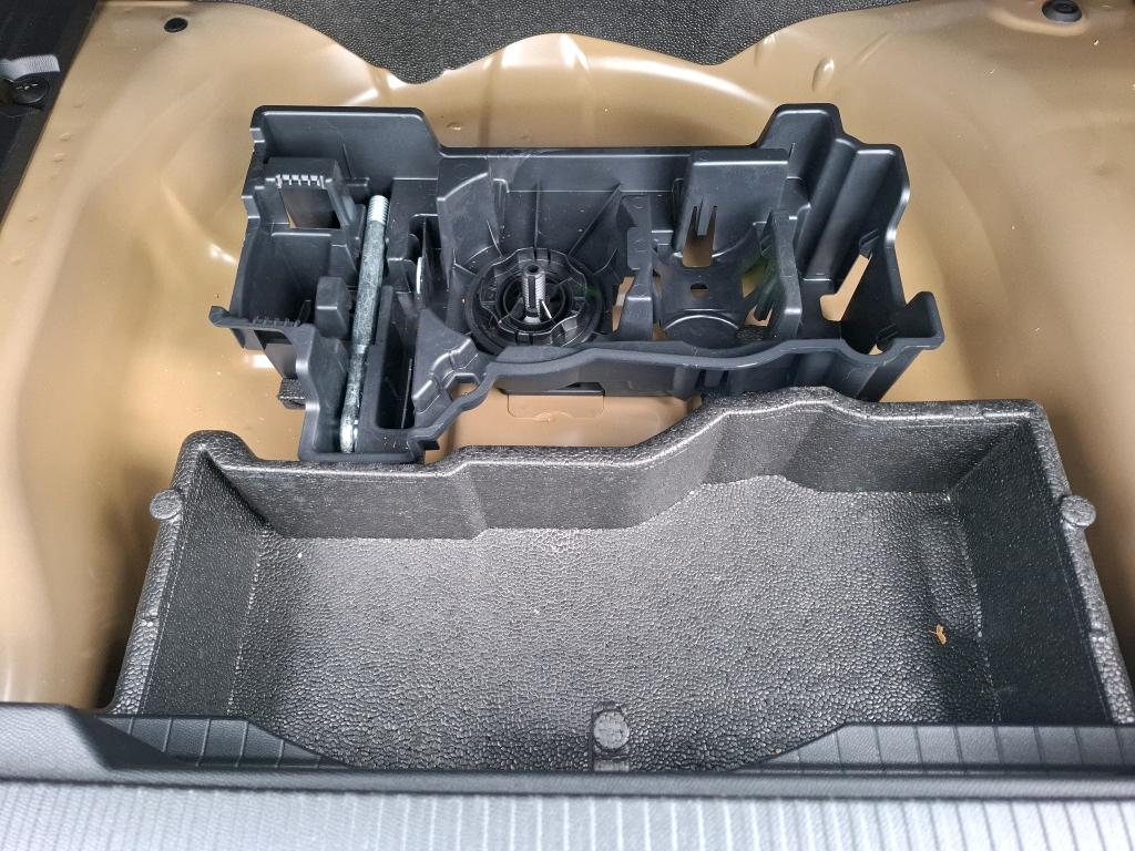Peugeot 2008 Hybrid 145 e-DCS6 GT 2025