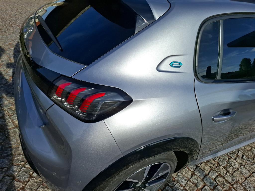 Peugeot 208 Electrique 50 kWh 136ch GT 2022