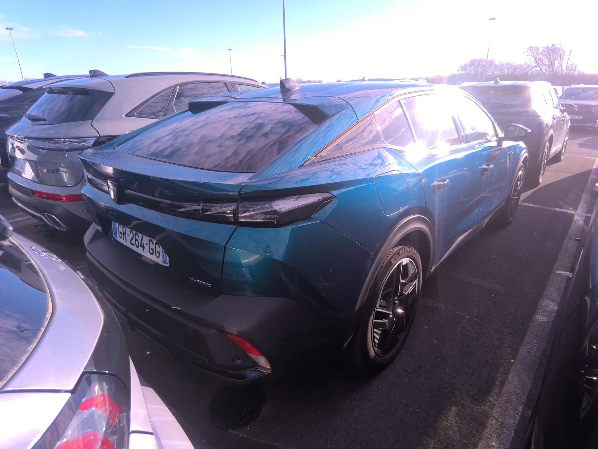 Peugeot 408 PHEV 225 e-EAT8 GT 2023