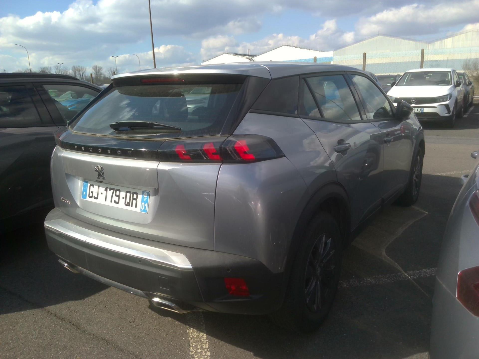 Peugeot 2008 PureTech 130 S&S BVM6 Active 2022