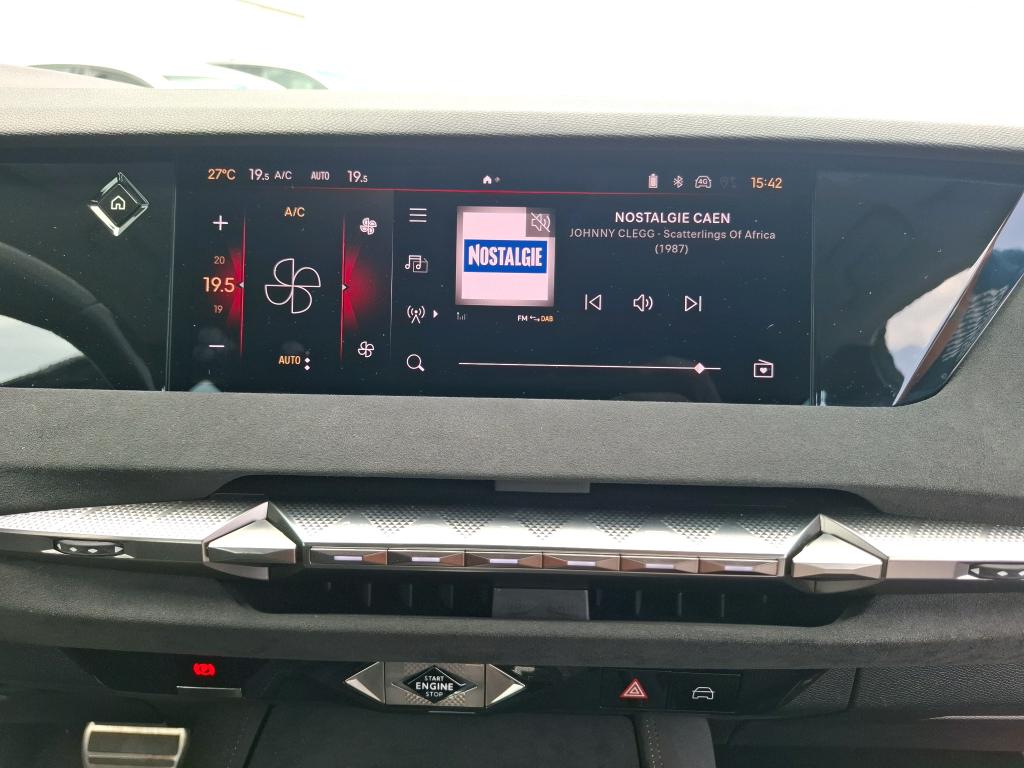 DS DS 4 BlueHDi 130 EAT8 Performance Line 2022