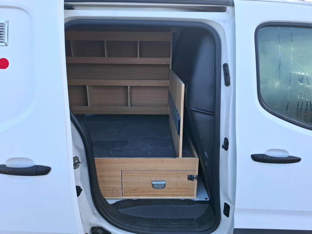 Peugeot PARTNER FOURGON STANDARD 1000 KG BLUEHDI 130 S&S BVM6 PREMIUM 2021