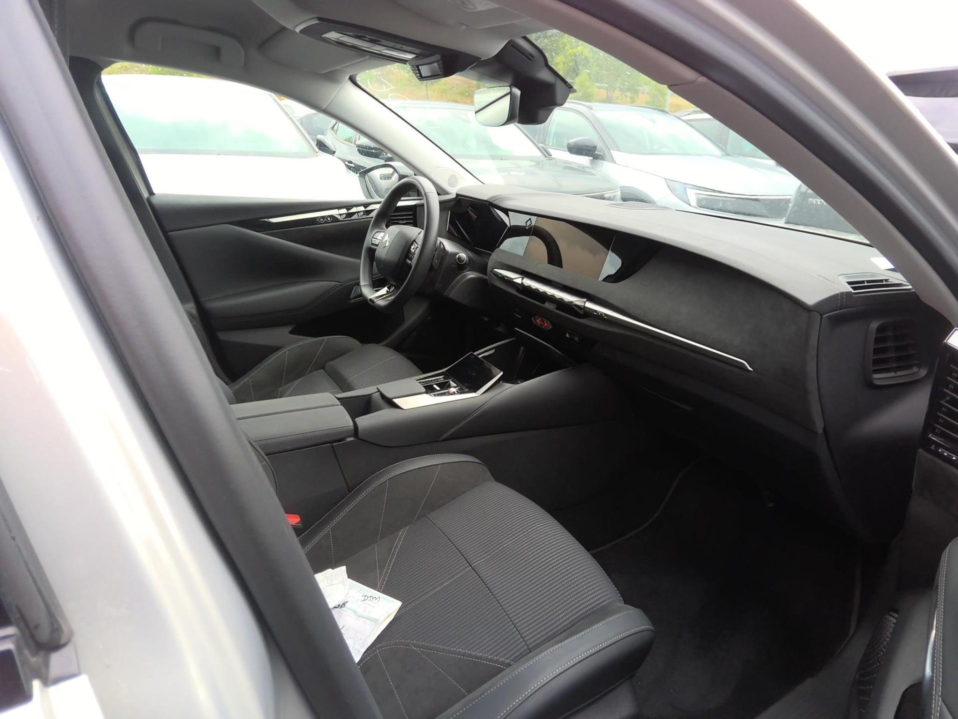 DS DS 4 BlueHDi 130 EAT8 Etoile - Alcantara 2024