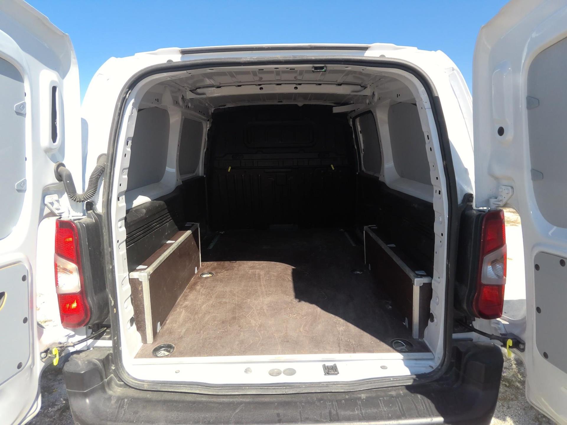 Citroen BERLINGO VAN TAILLE XL 950KG BLUEHDI 100 S&S BVM6 2024