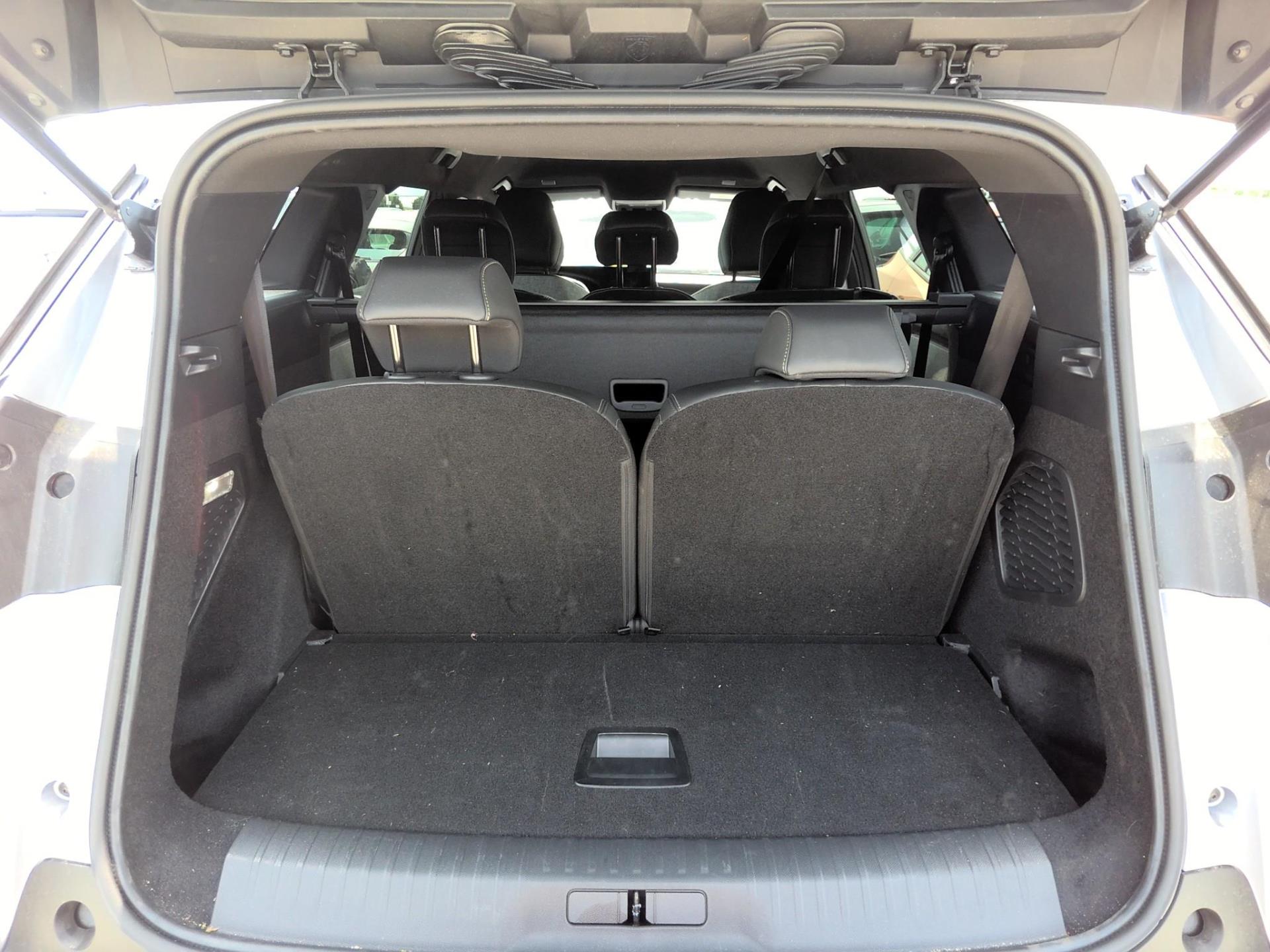 Peugeot 5008 Hybrid 136 e-DCS6 Allure 2025