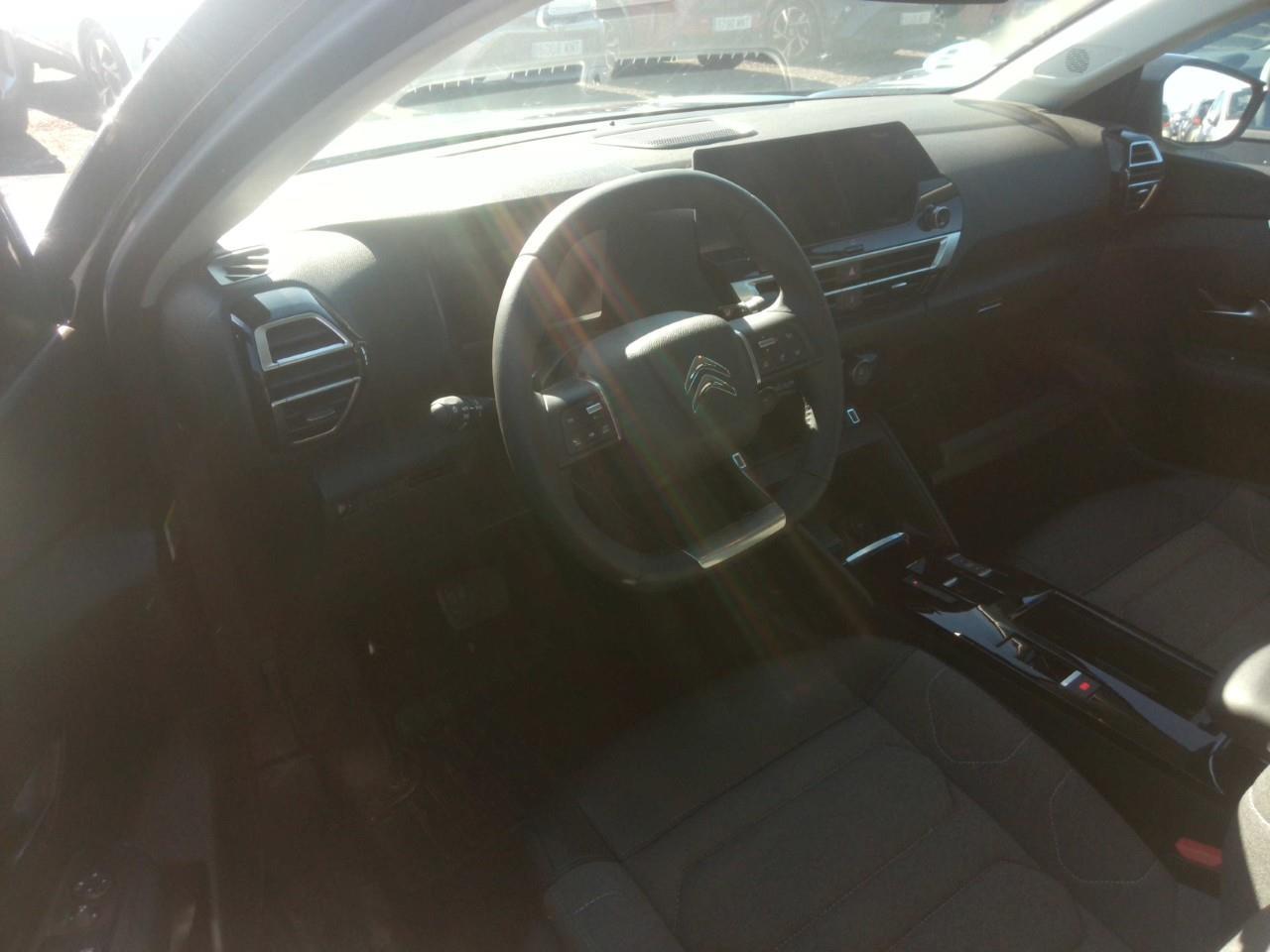Foto Citroën C4 X 9