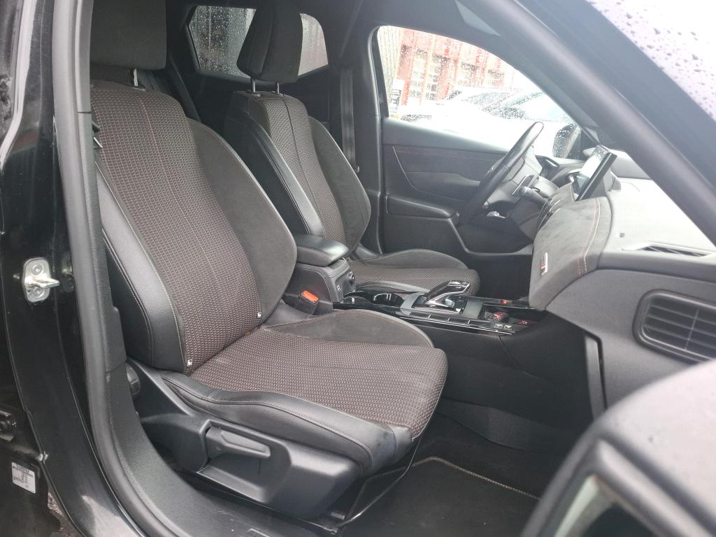 DS DS3 Crossback BlueHDi 130 EAT8 Performance Line+ 2023