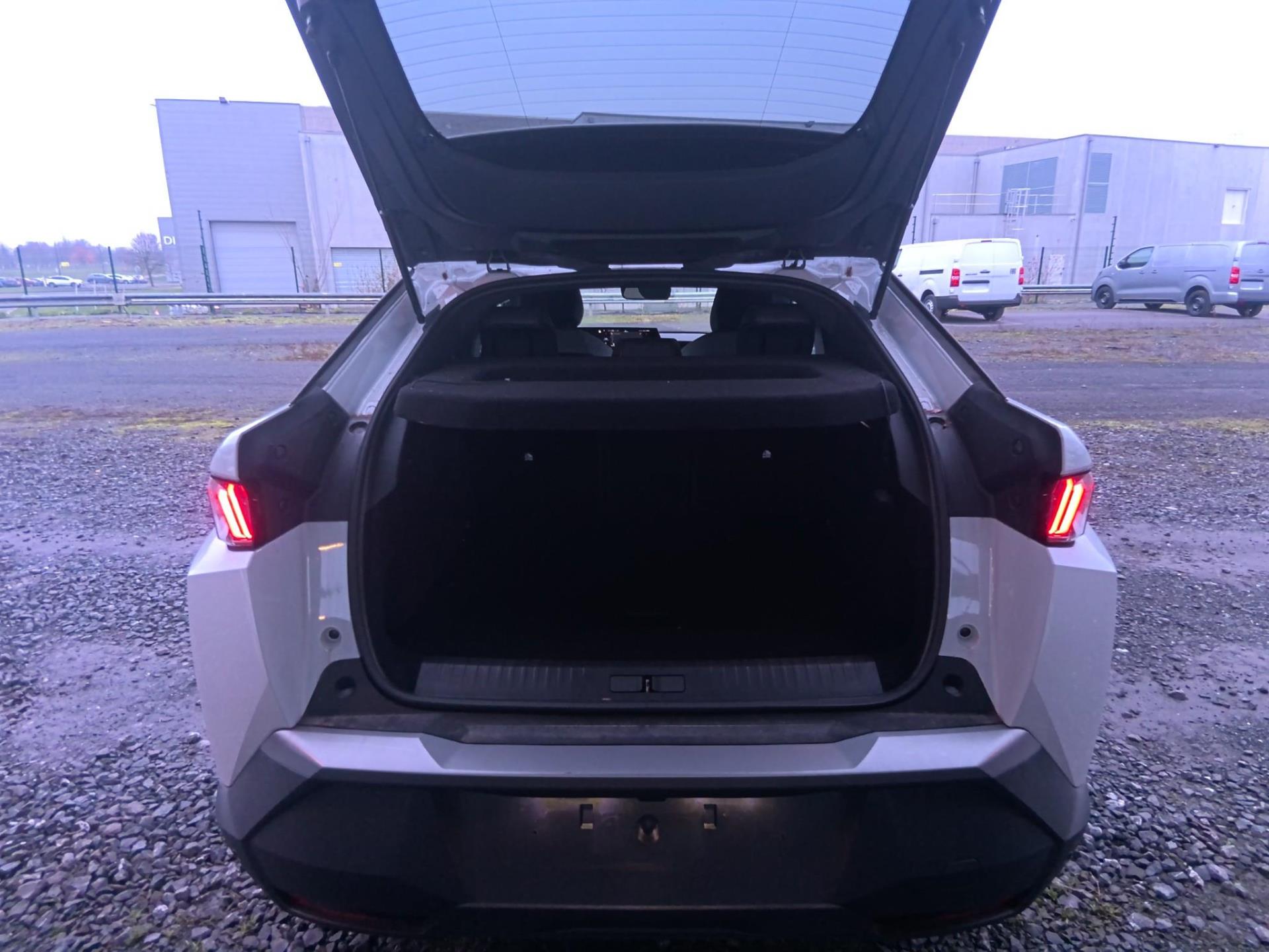 Peugeot 3008 Electrique 210 ch 73 kWh Allure 2025