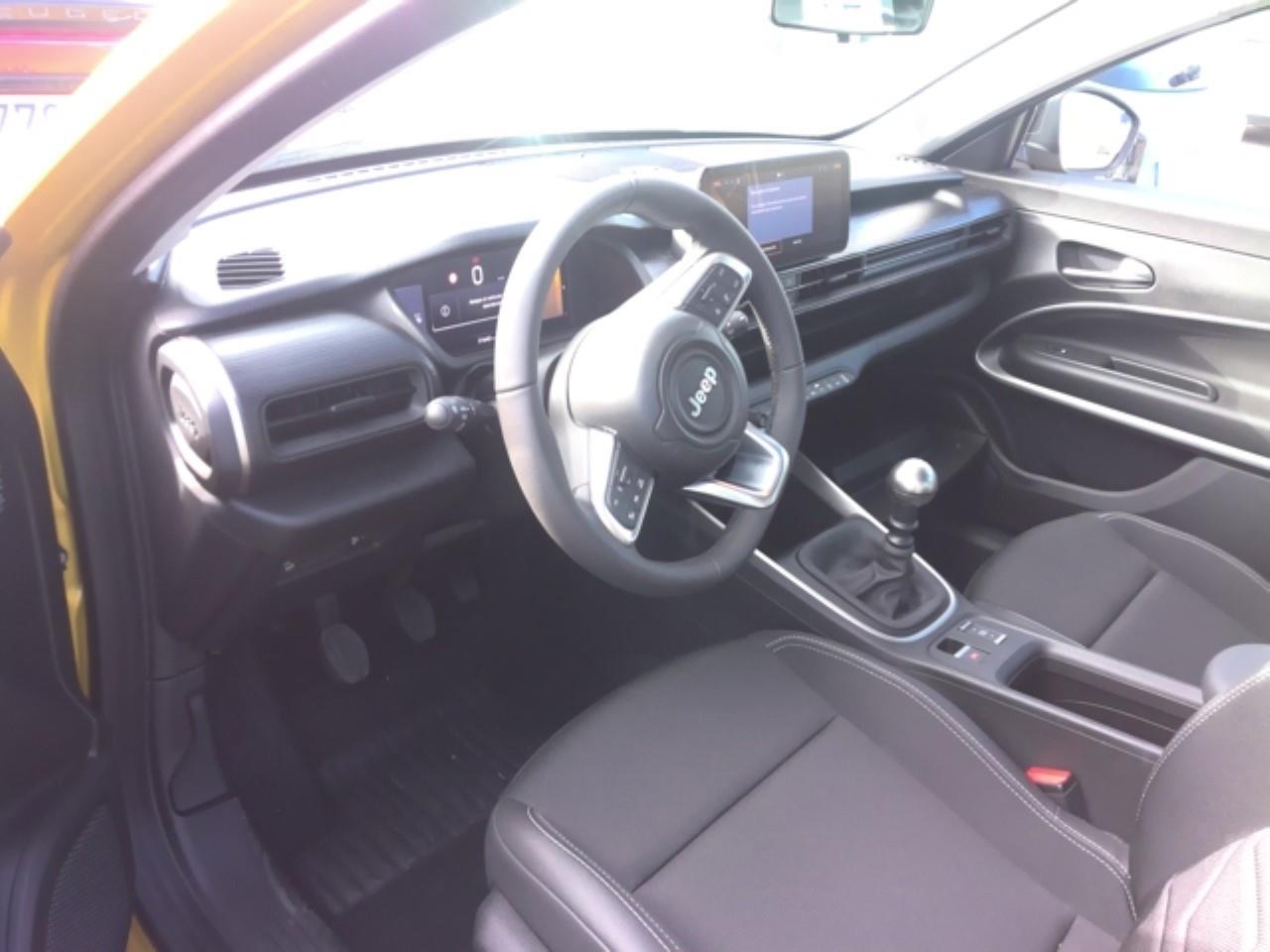 Foto Jeep AVENGER 5