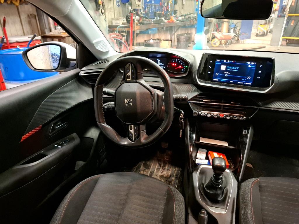 Peugeot 208 BlueHDi 100 S&S BVM6 Active 2021