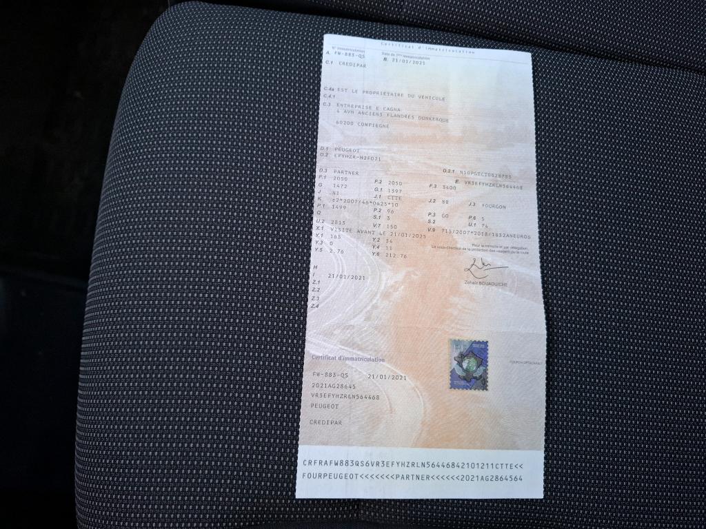 Peugeot PARTNER FOURGON STANDARD 650 KG BLUEHDI 130 S&S EAT8 ASPHALT 2021