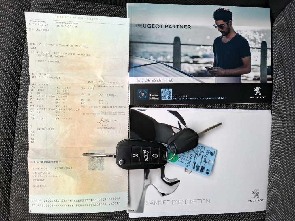 Peugeot PARTNER FOURGON STANDARD 650 KG BLUEHDI 100 S&S BVM5 PREMIUM 2020
