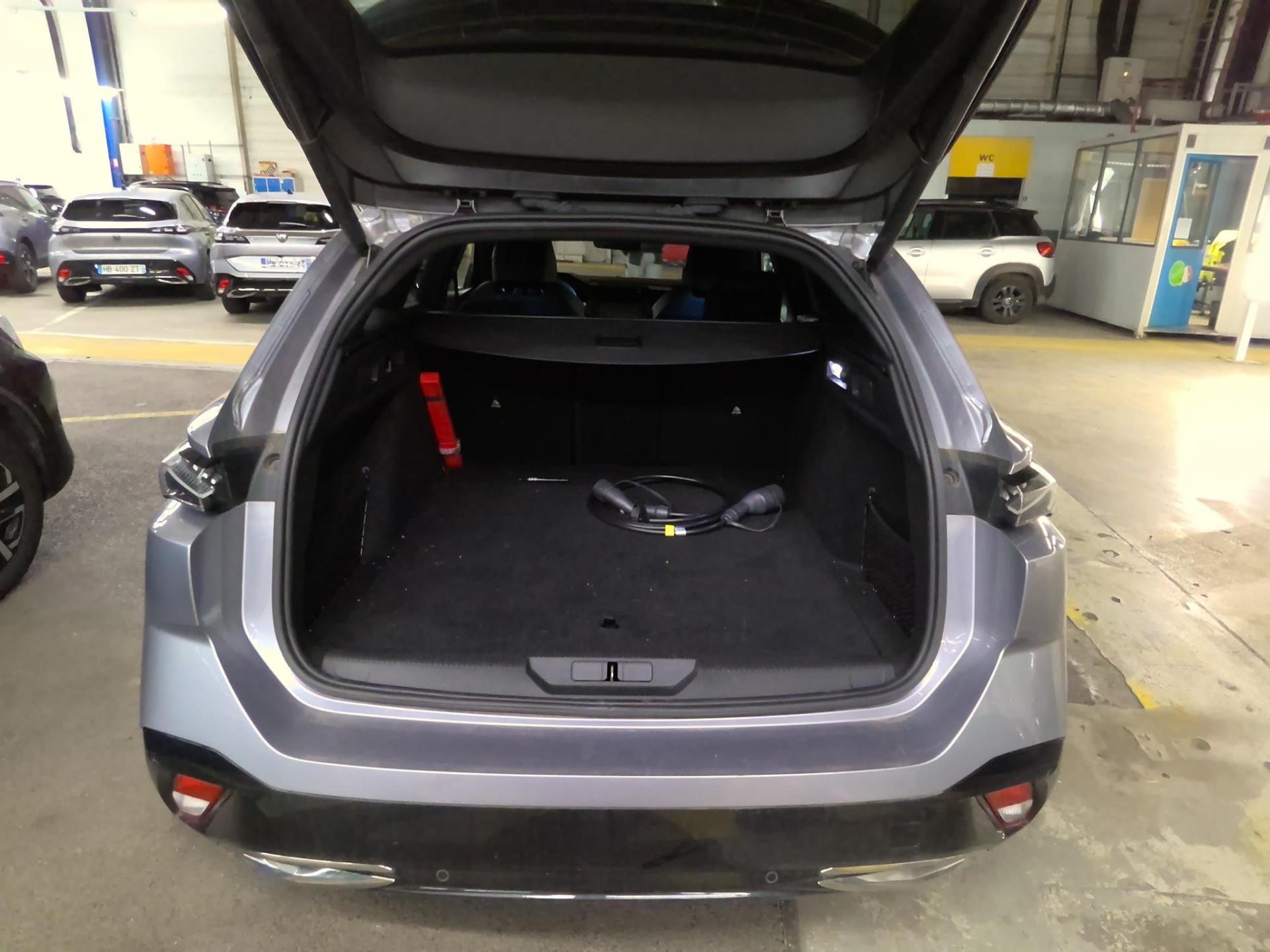 Peugeot 308 SW PHEV 225 e-EAT8 GT 2024
