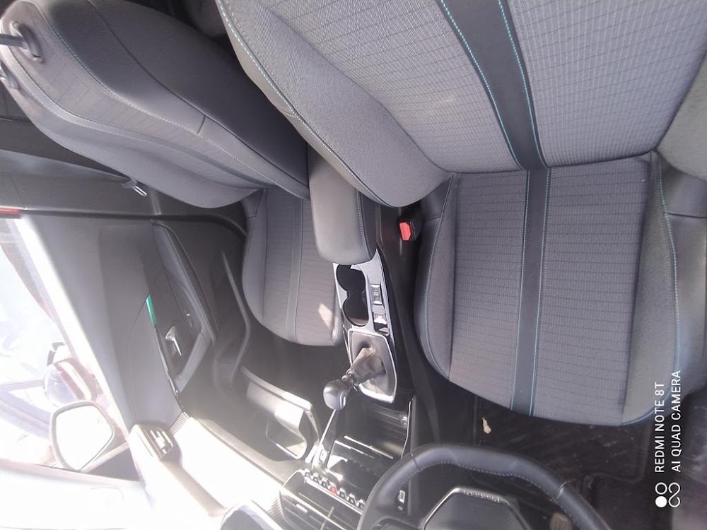 Foto Peugeot 2008 13