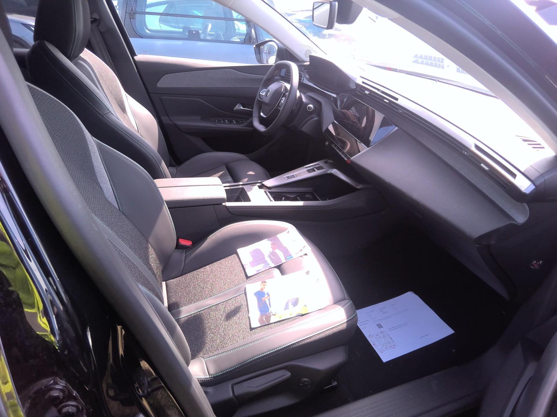 Peugeot 308 SW BlueHDi 130ch S&S EAT8 Allure 2024