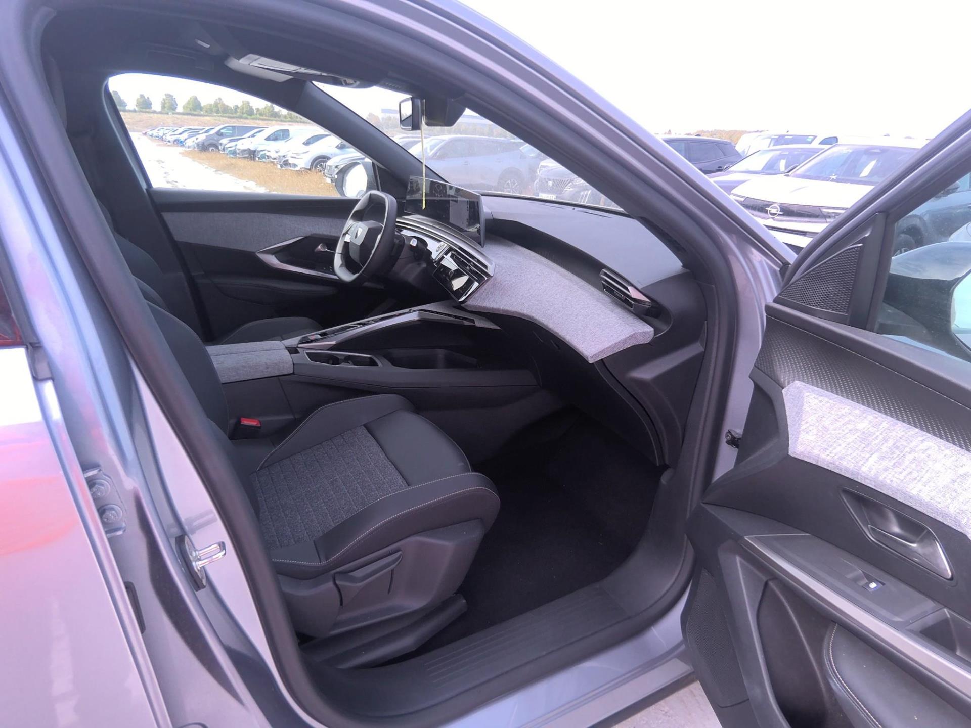 Peugeot 3008 Electrique 210 ch 73 kWh Allure 2025