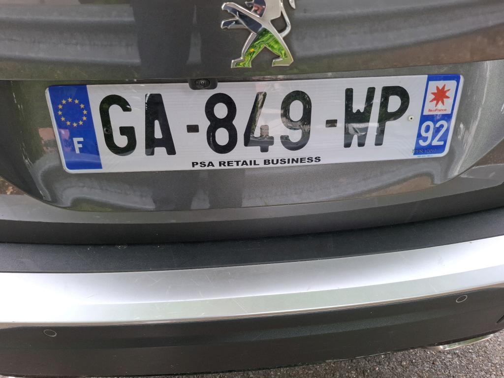 Peugeot 2008 PureTech 130 S&S EAT8 Allure Business 2021