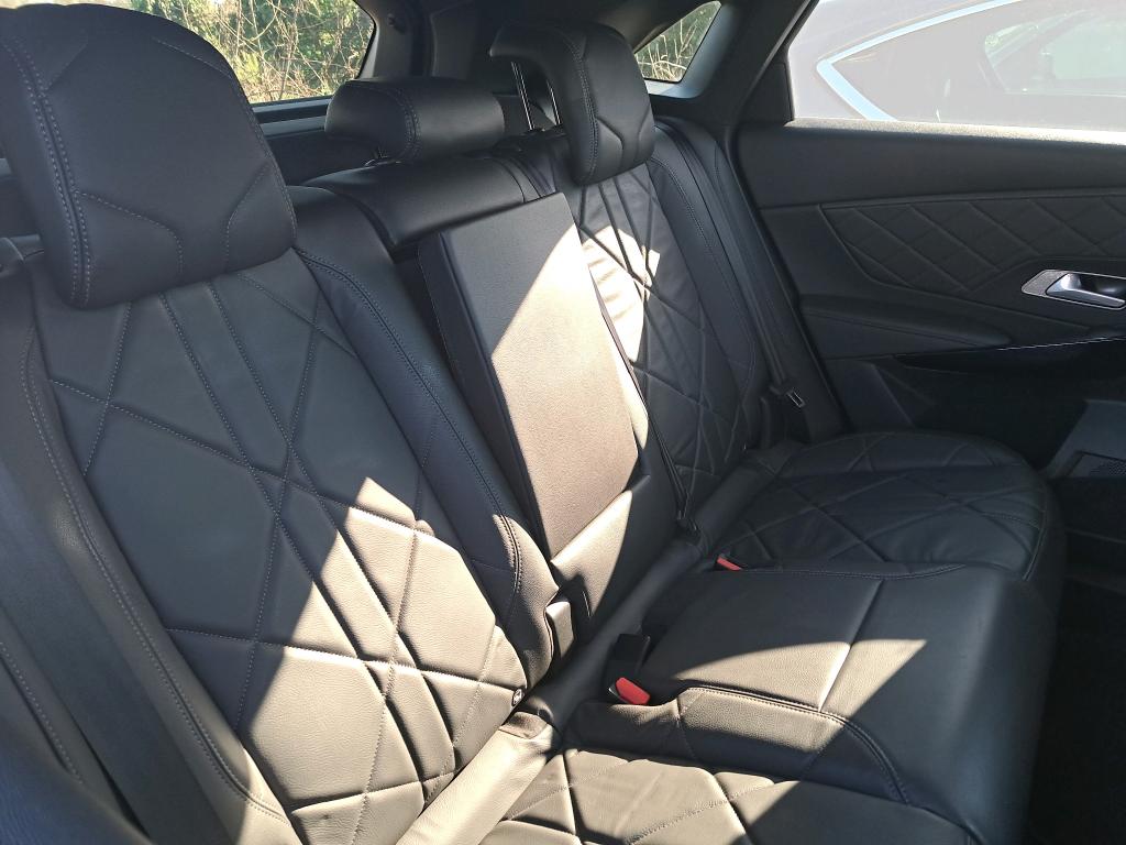 DS DS7 Crossback Hybride E-Tense 300 EAT8 4x4 Grand Chic 2021