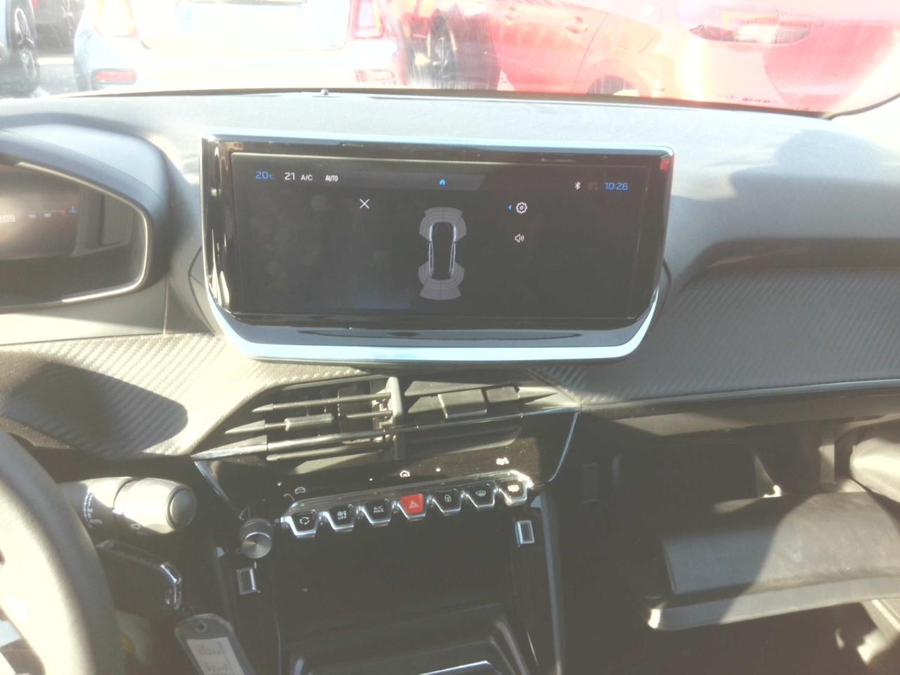 Foto Peugeot 208 10