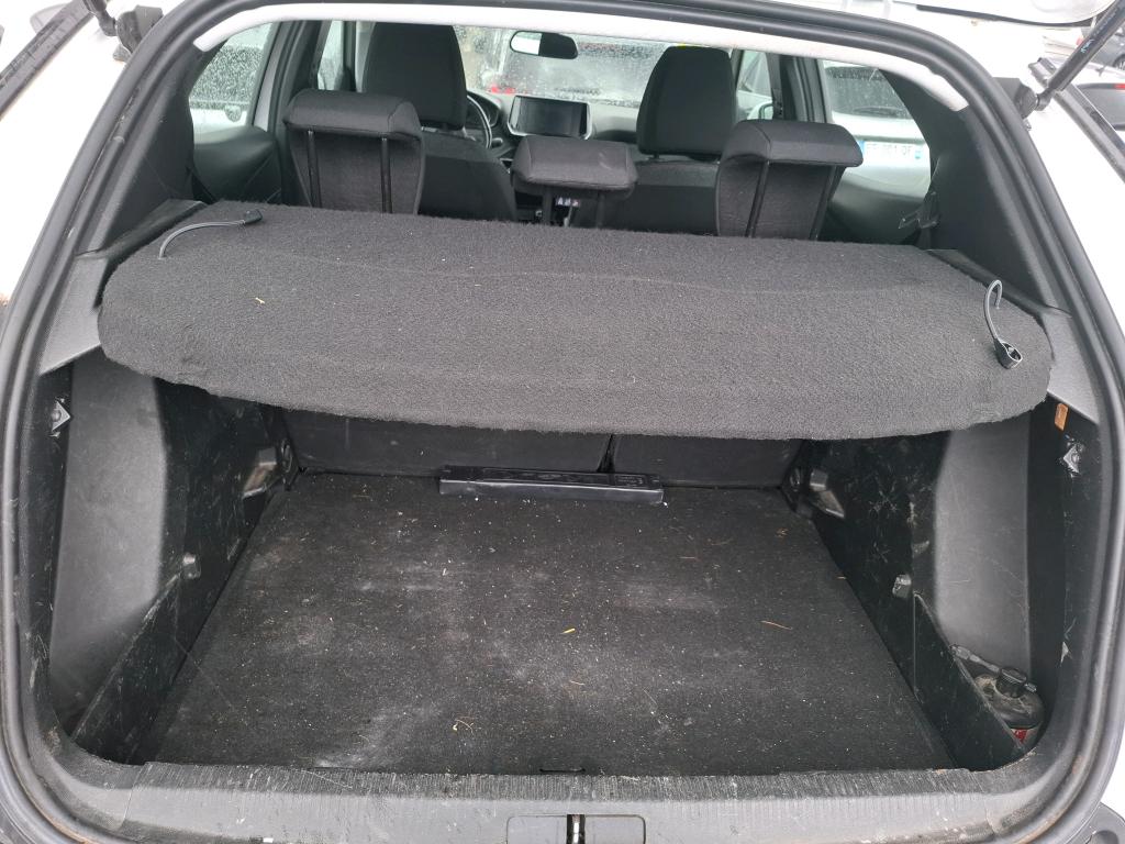 Peugeot 2008 BlueHDi 110 S&S BVM6 Active Business 2021