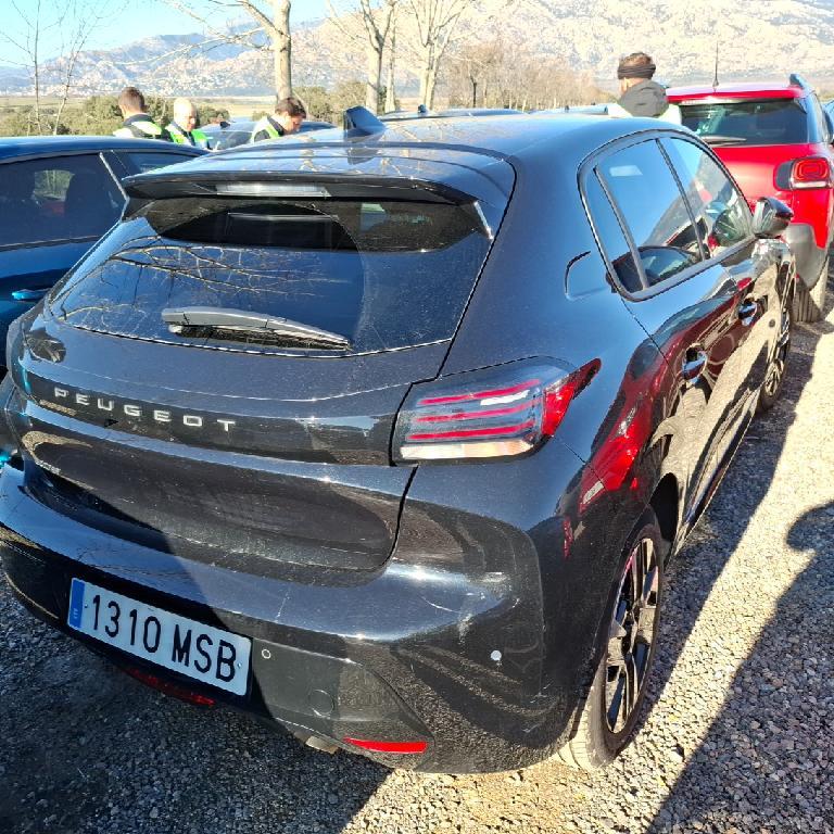 Foto Peugeot 208 7