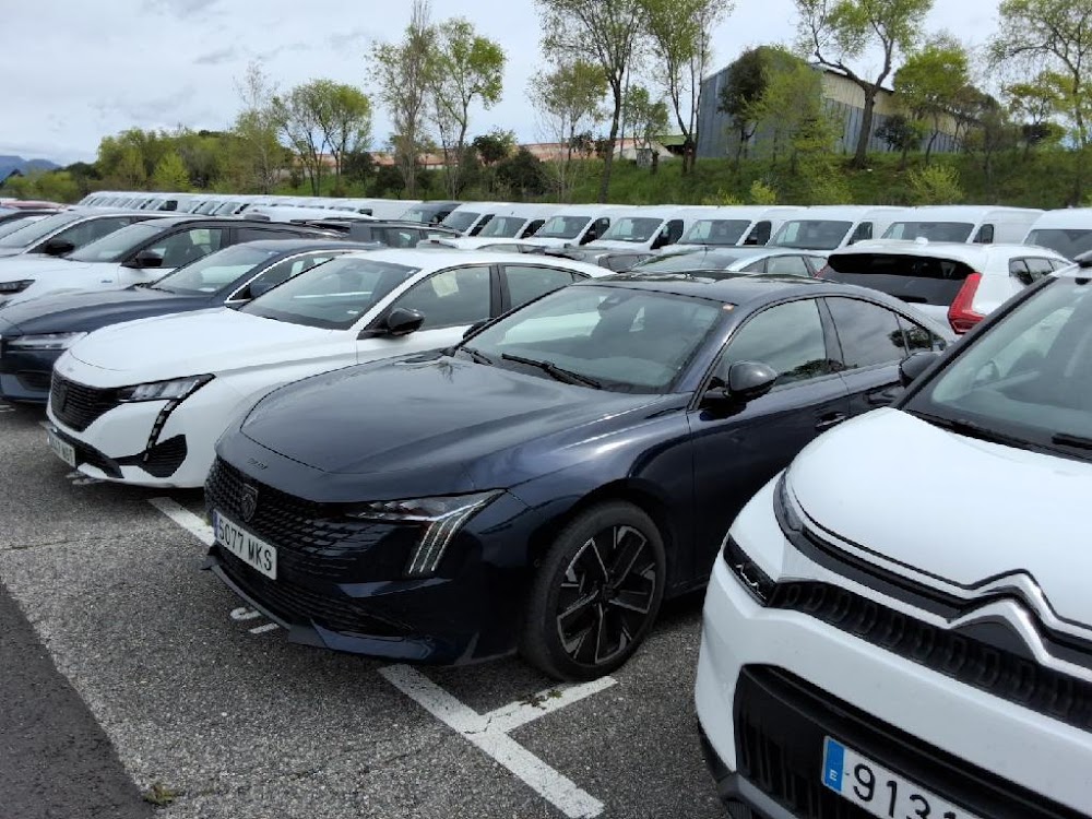 Foto Peugeot 508 Hybrid 4