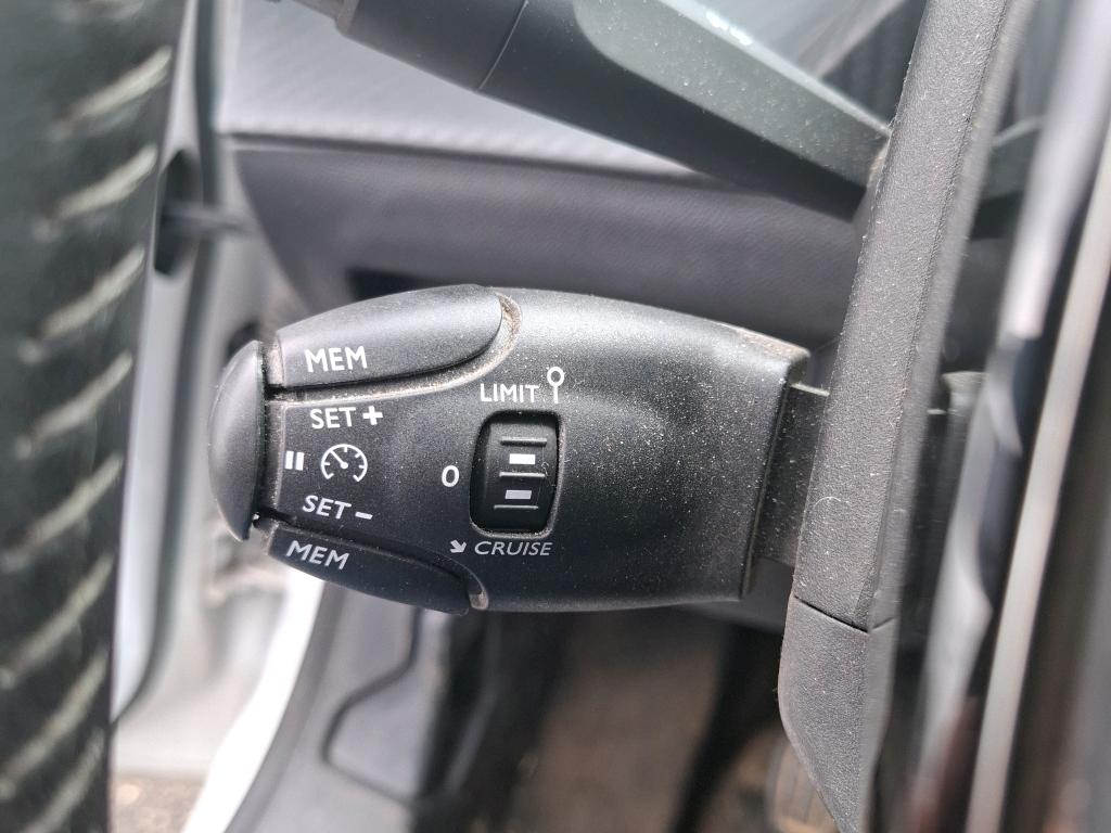 Peugeot 208 BlueHDi 100 S&S BVM6 Active 2022