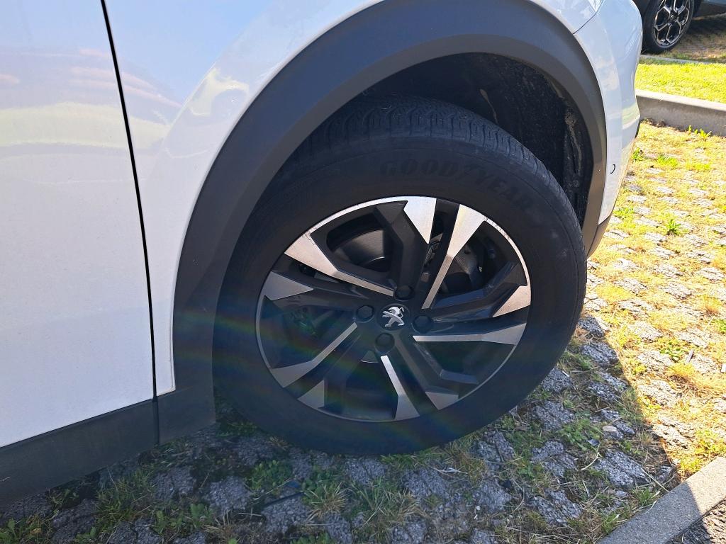 Peugeot 2008 PureTech 155 S&S EAT8 GT 2022