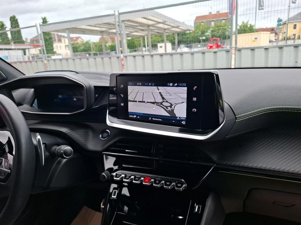 Peugeot 2008 PureTech 130 S&S EAT8 GT 2023