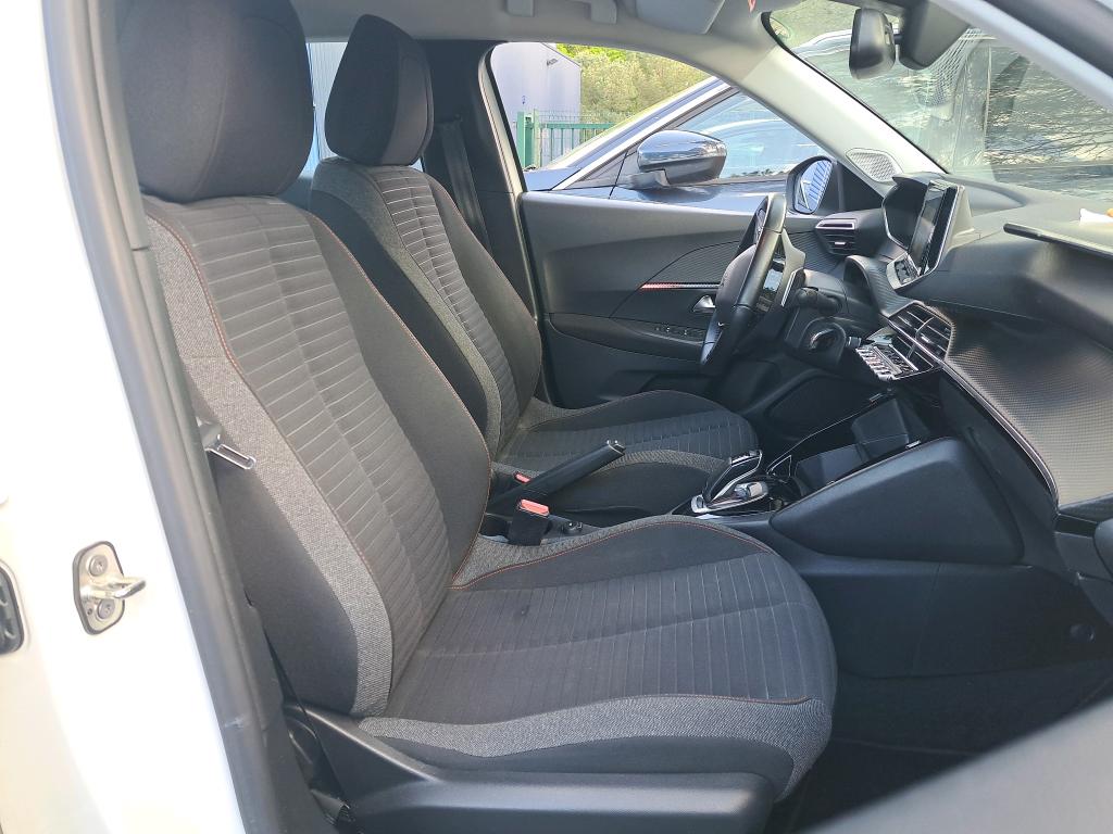Peugeot 2008 PureTech 130 S&S EAT8 Active Business 2021