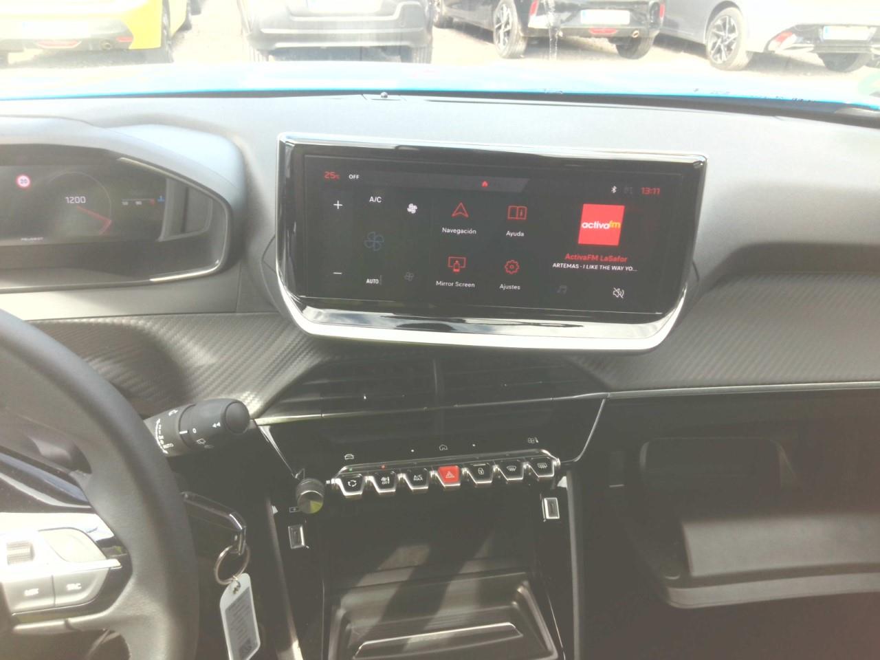 Foto Peugeot 2008 15
