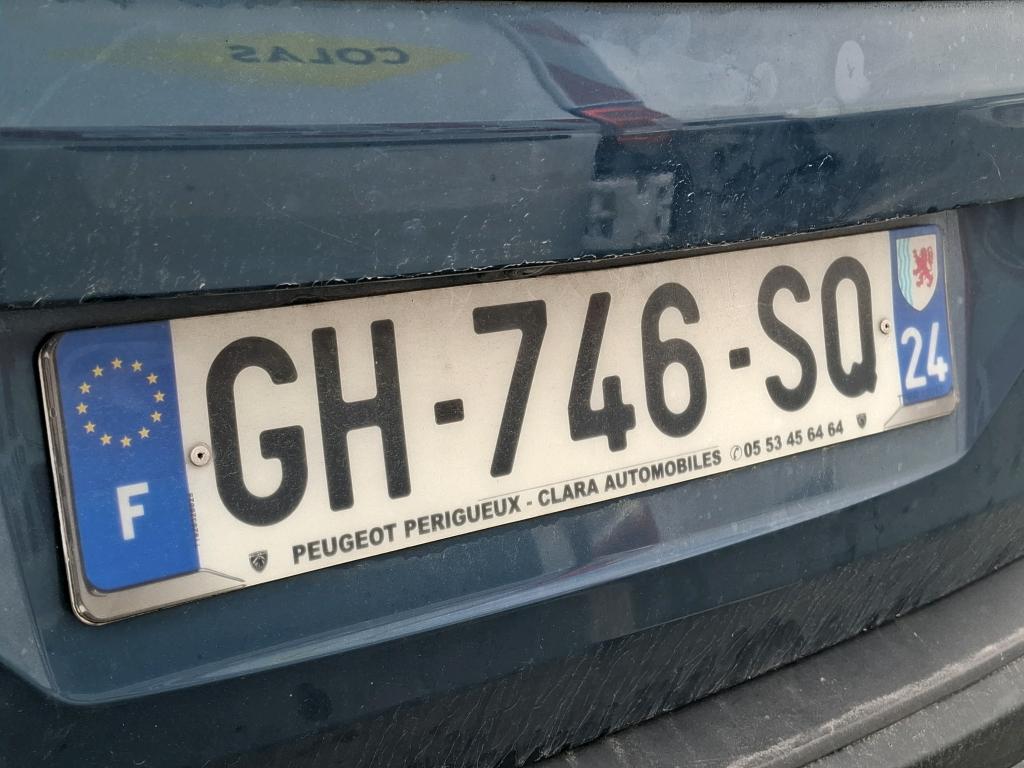 Peugeot 3008 BlueHDi 130ch S&S EAT8 Active Pack 2022