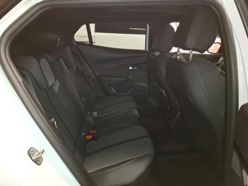 Peugeot 2008 PureTech 130 S&S BVM6 GT 2021