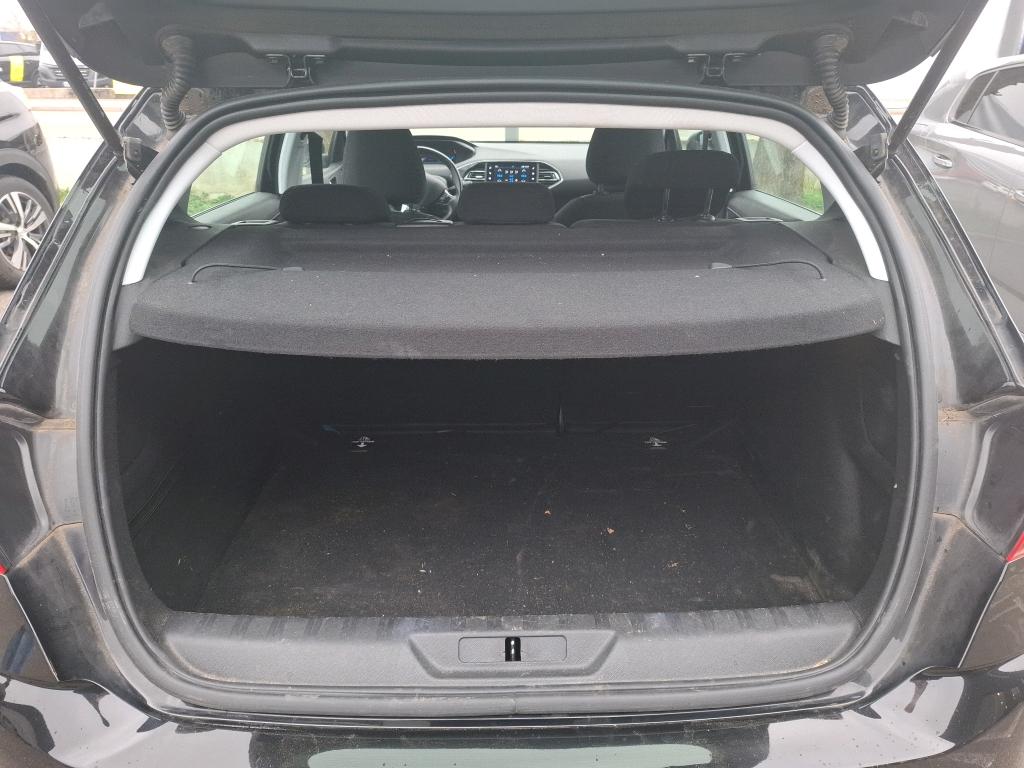 Peugeot 308 BlueHDi 130ch S&S BVM6 Active 2021