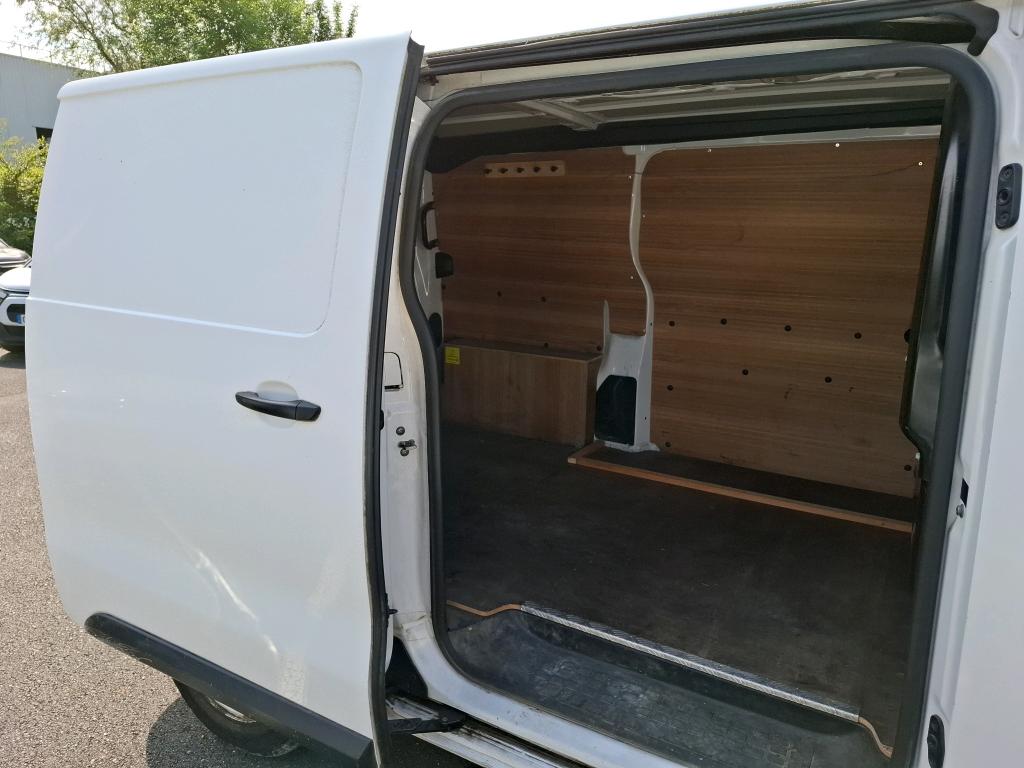 Peugeot EXPERT FGN TOLE STANDARD 2.0  BLUEHDI 120 S&S BVM6 PREMIUM 2018