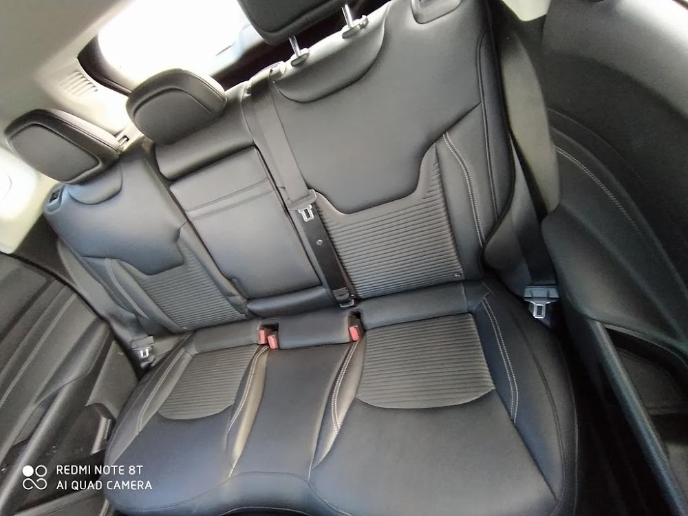 Foto Jeep Compass 12