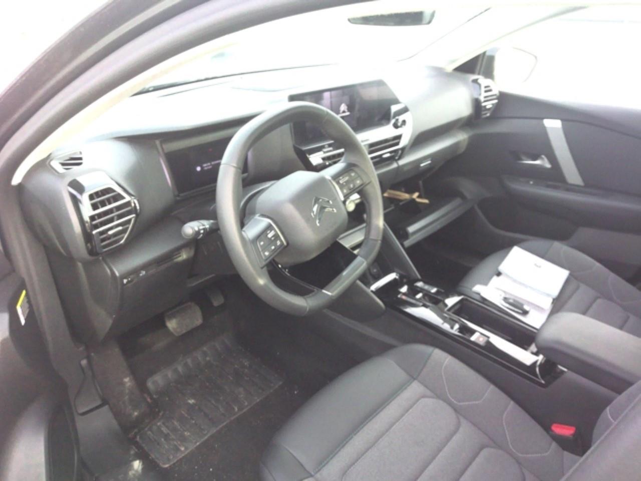 Foto Citroën C4 X 5