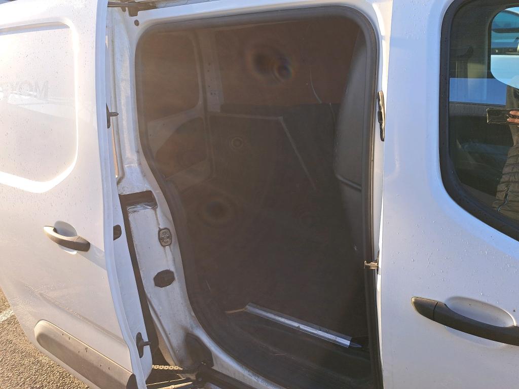 Peugeot PARTNER FOURGON STANDARD 650 KG BLUEHDI 75 BVM5 PREMIUM 2021