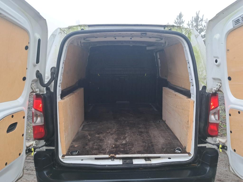 Citroen BERLINGO VAN XL 950 BLUEHDI 100 S&S BVM5 CLUB 2021