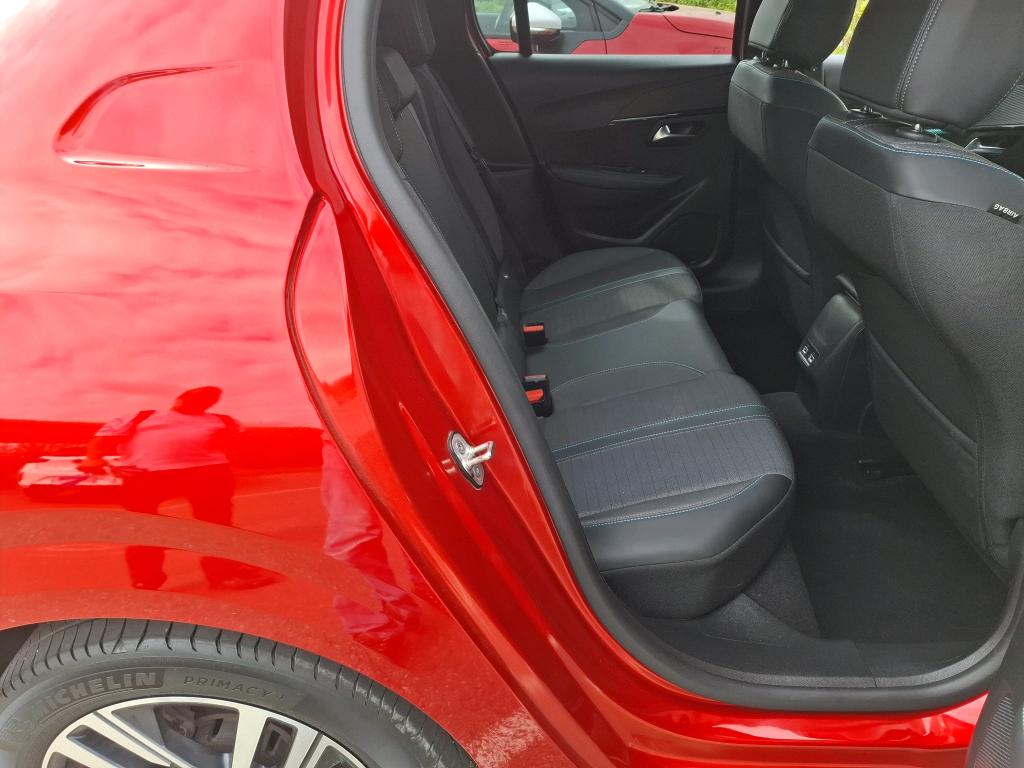 Peugeot 208 PureTech 130 S&S EAT8 Allure Pack 2022