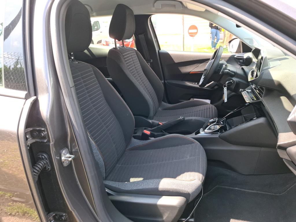 Peugeot 2008 BlueHDi 130 S&S EAT8 Active Business 2021